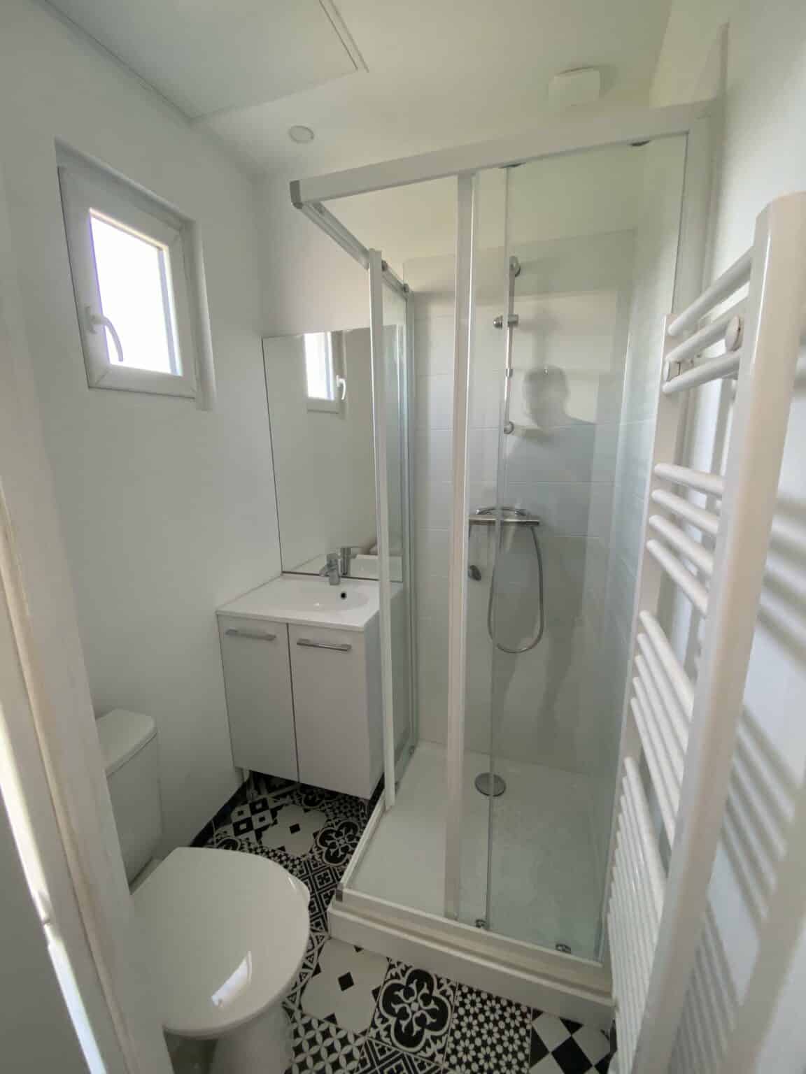 Rénovation d’une maison en 2 appartements à Vierzon (18)