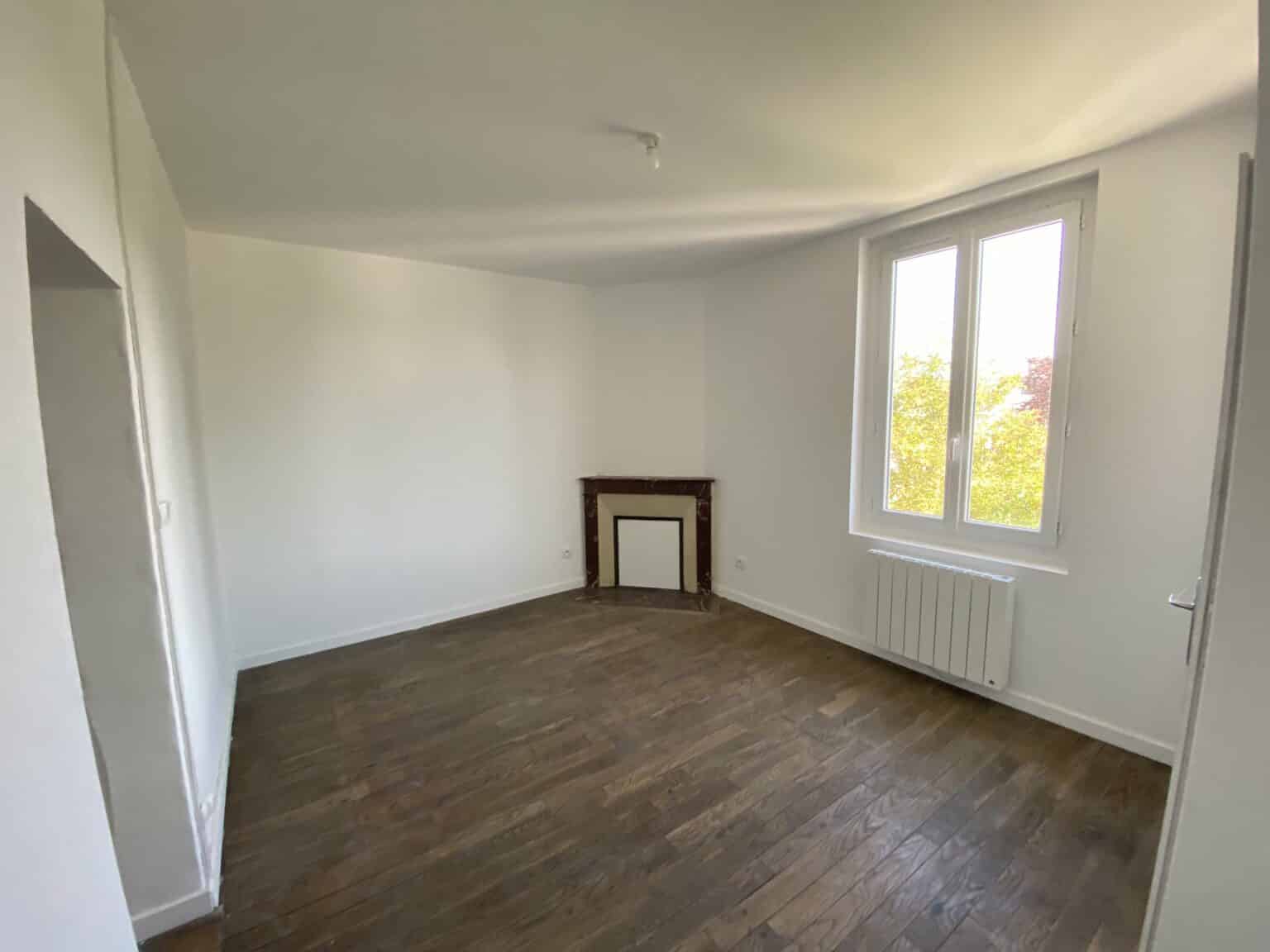 Rénovation d’une maison en 2 appartements à Vierzon (18)