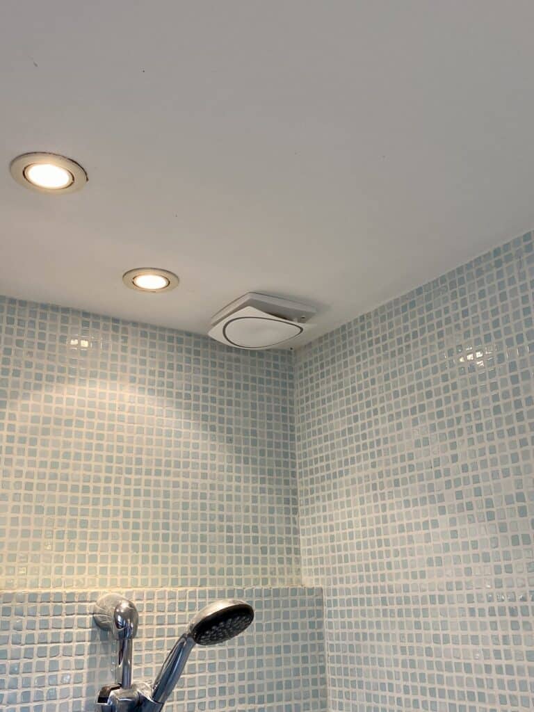 Rénovation des menuiseries d’une salle de bain à Maintenon (28)