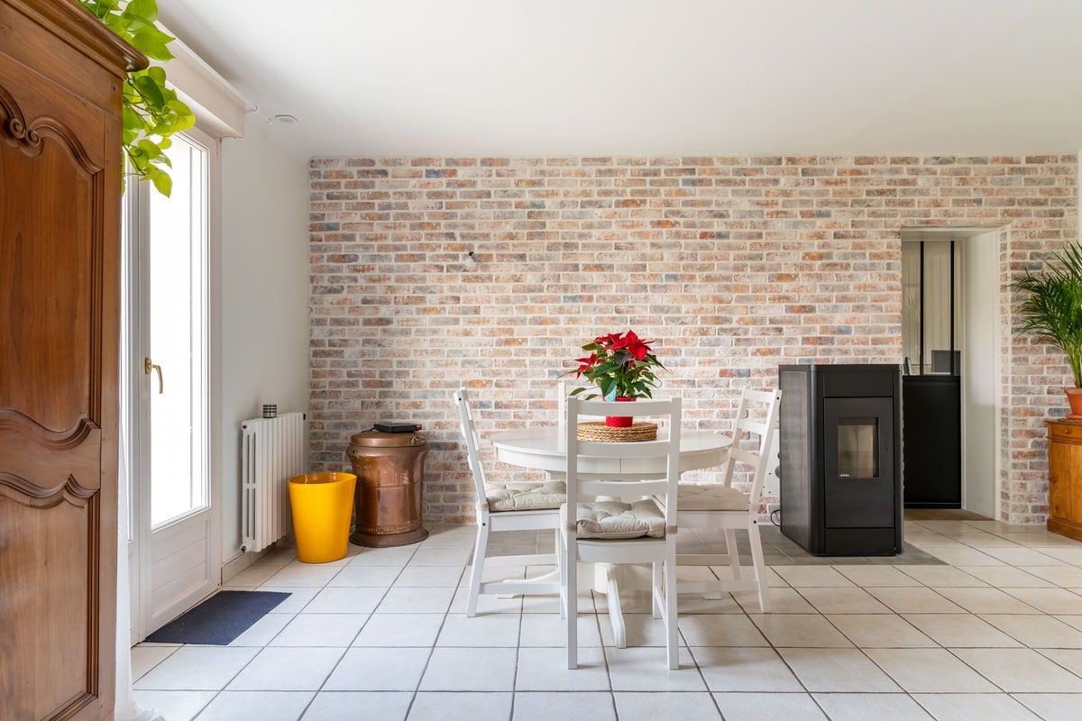 Rénovation d'une maison à Bouguenais près de Nantes (44) : murs rénovés