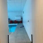 Aménagement d’un local professionnel Niort - couloir piscine