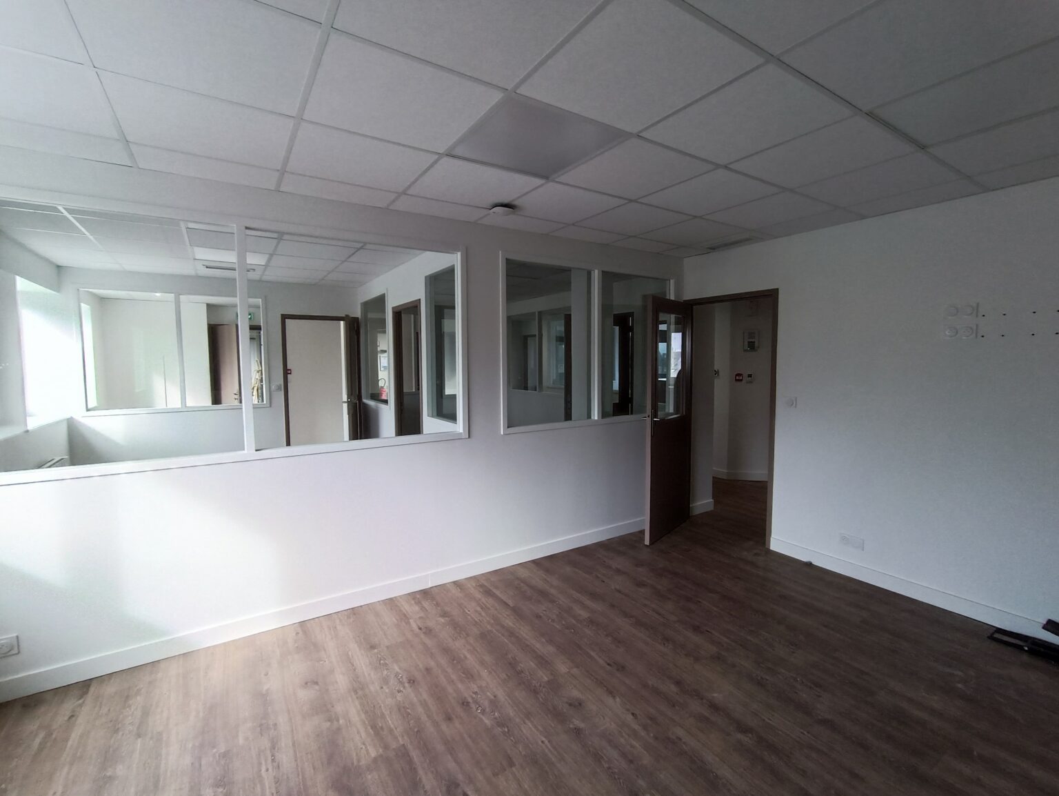 Rénovation de bureaux à Fougères (35)