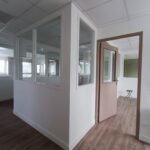 Rénovation de bureau à Fougères - espaces lumineux