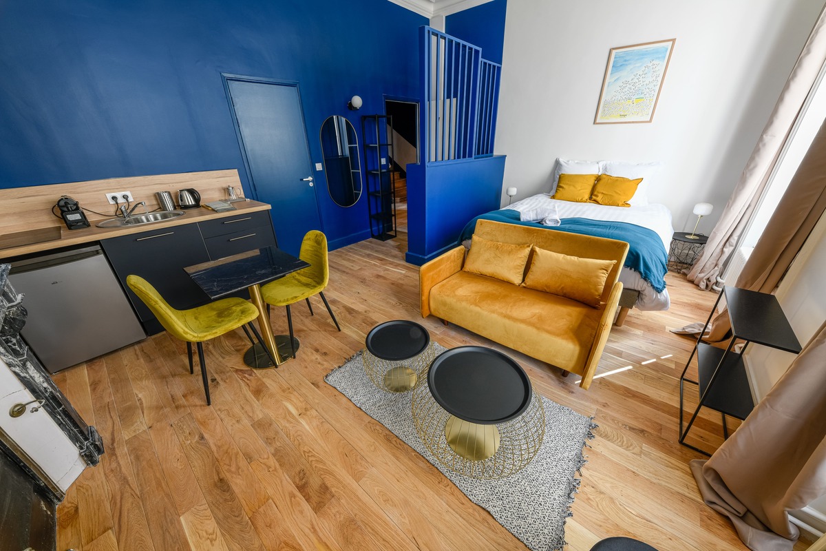 Rénovation d'un immeuble de 12 appartements à Troyes : un salon