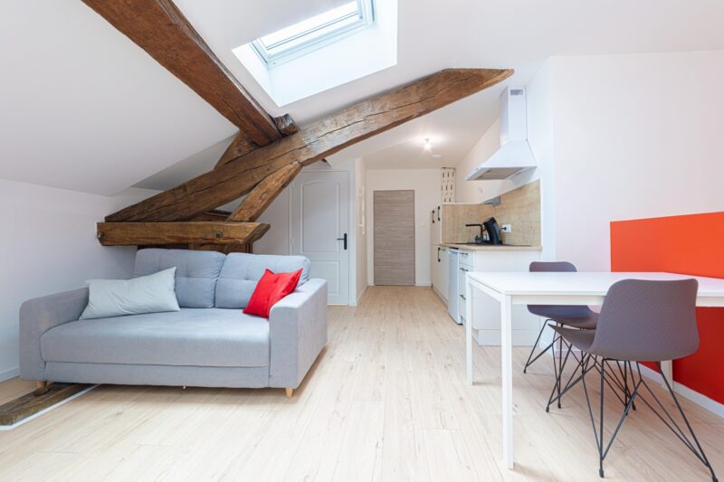 Rénovation d’immeuble : création d’appartements locatifs à Jasseron (01)