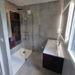 Création d'une extension de maison près de Brest par illiCO travaux : création de la salle de bain