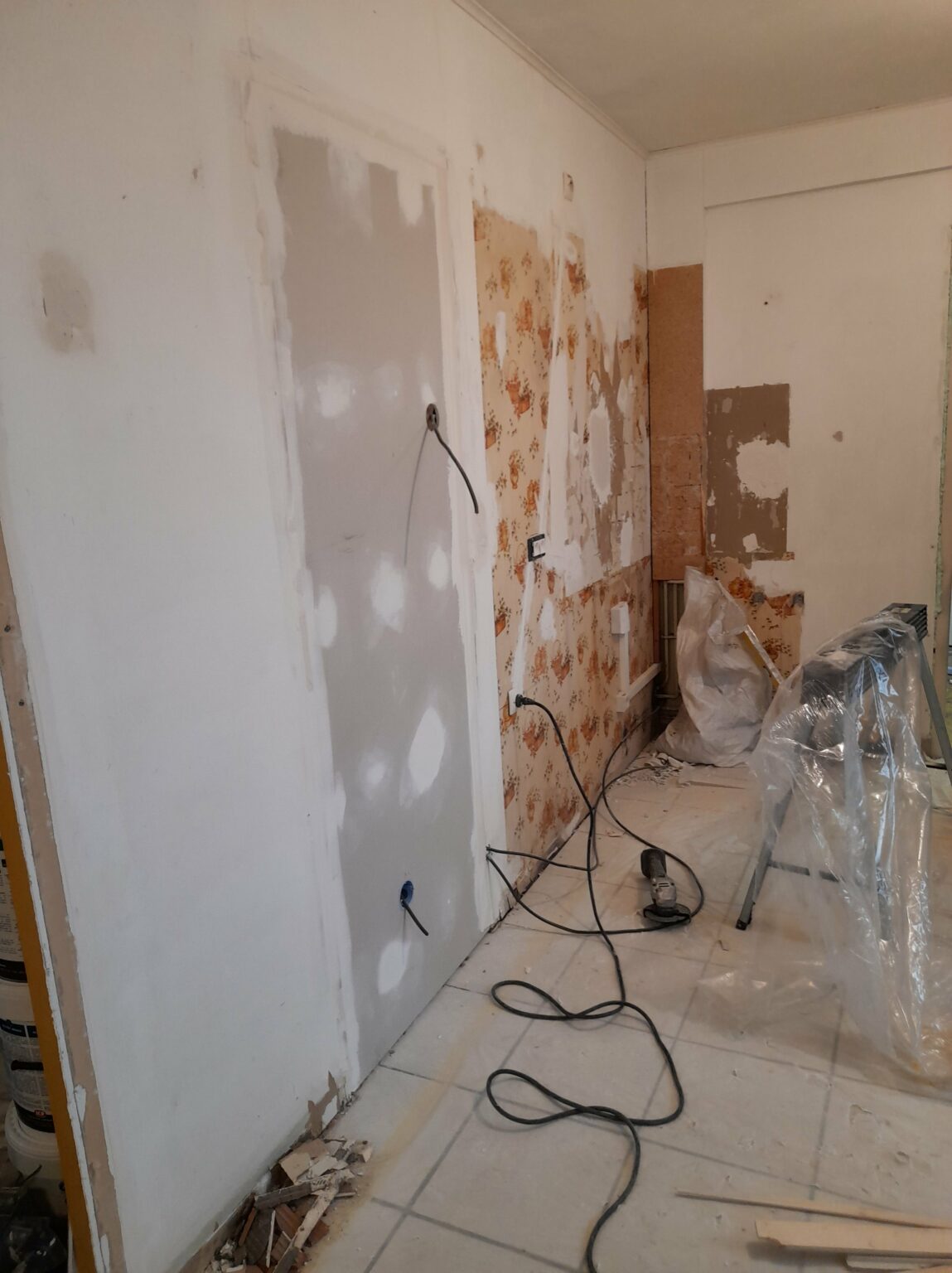 Travaux préparatoires dans une cuisine à Quesnoy-sur-Deûle (59)