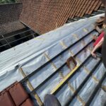 Réfection d’une toiture à Bouvines (59) - en cours de rénovation