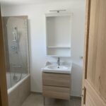 Rénovation complète de maison à Pessac (33) - salle de bain après travaux