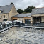 Rénovation d’une maison pour créer des biens locatifs à Allaire (56) - toit terrasse