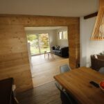 Extension d’un chalet à Muhlbach-sur-Munster (68) - salle à manger rénovée