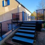 Aménagement d'une terrasse à Fougères (35) - escalier accès terrasse