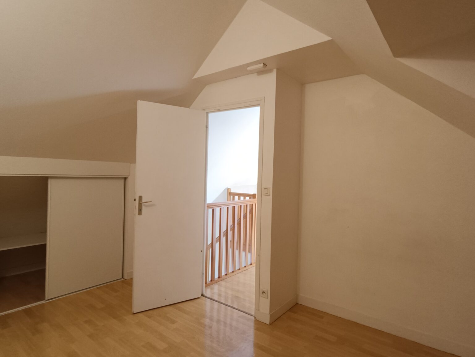 Aménagement d’une salle de yoga à Combourtillé (35)