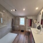 Rénovation de salle de bain à Cholet (49) - douche et meuble double vasque