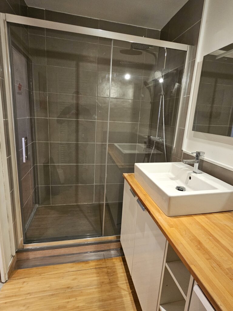 Rénovation de salle de bain dans un appartement à Lille (59)