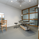 Rénovation d'un cabinet de kinésithérapie à Annonay (07) - grande salle d'examen