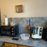 Rénovation de cuisine à Chanteau (45) - plan de travail gris et meuble bois