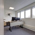 aménagement de bureaux pros à Reims par illiCO travaux Fismes – Tinqueux : bureau individuel