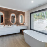 rénovation d'une maison à Grabels par illiCO travaux Montpellier Nord : salle d ebain