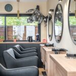 Rénovation d'un salon de coiffure à Jouars-Pontchartrain par l'agence illiCO travaux Jouars-Pontchartrain