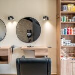 Rénovation d'un salon de coiffure à Jouars-Pontchartrain par l'agence illiCO travaux Jouars-Pontchartrain